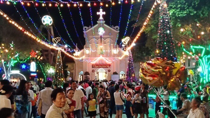 Vé xe Giáng Sinh 2025